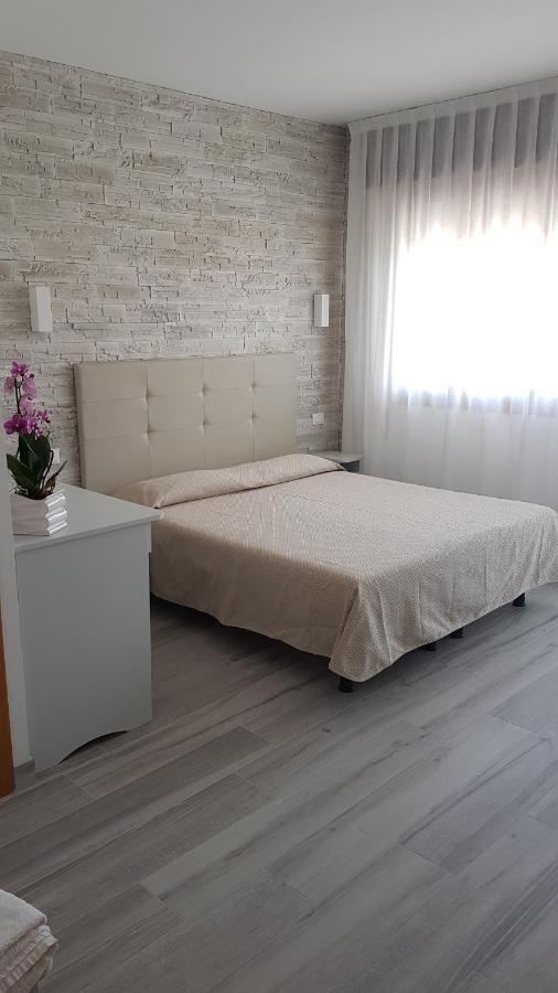Albergo Paris Sottomarina Buitenkant foto