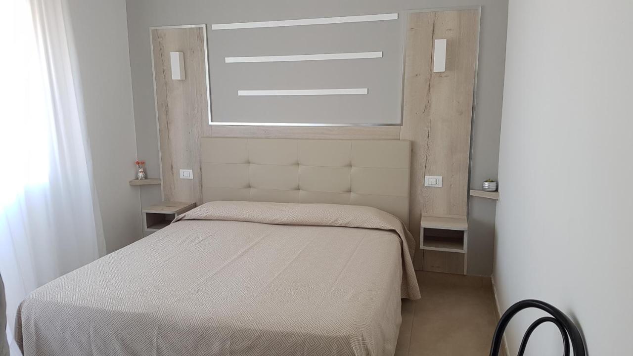 Albergo Paris Sottomarina Buitenkant foto